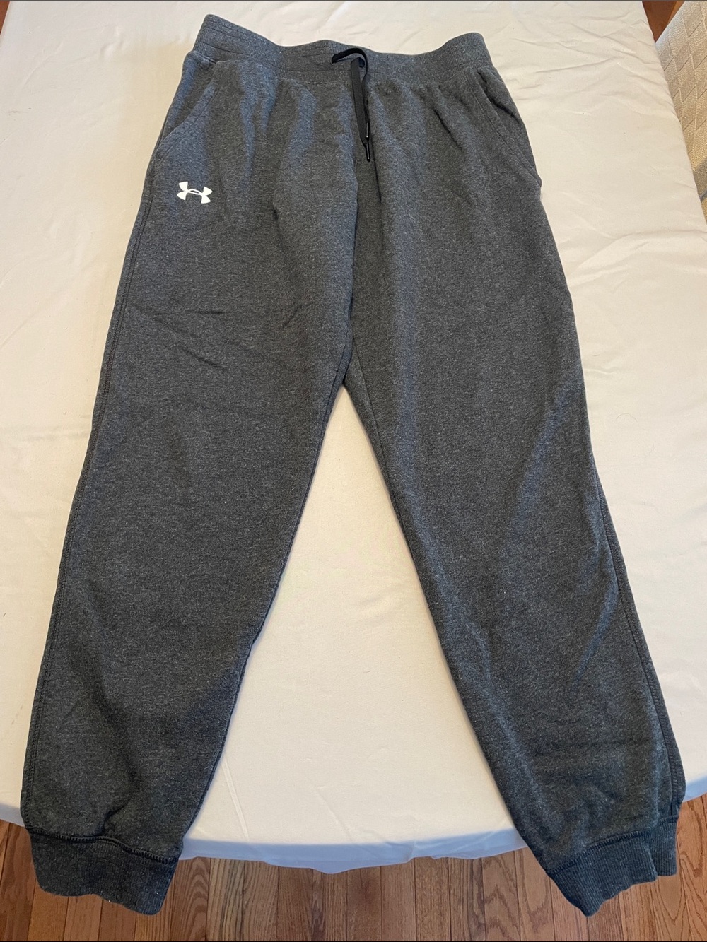 Under Armour sweat pants men’s large